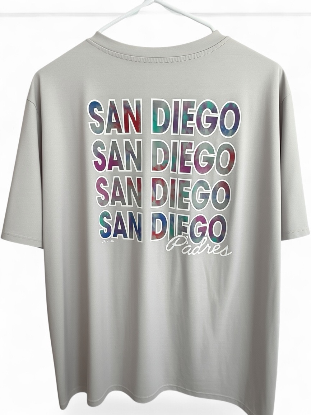 Majestic San Diego Padres City Connect  Graphic Tee - Gray